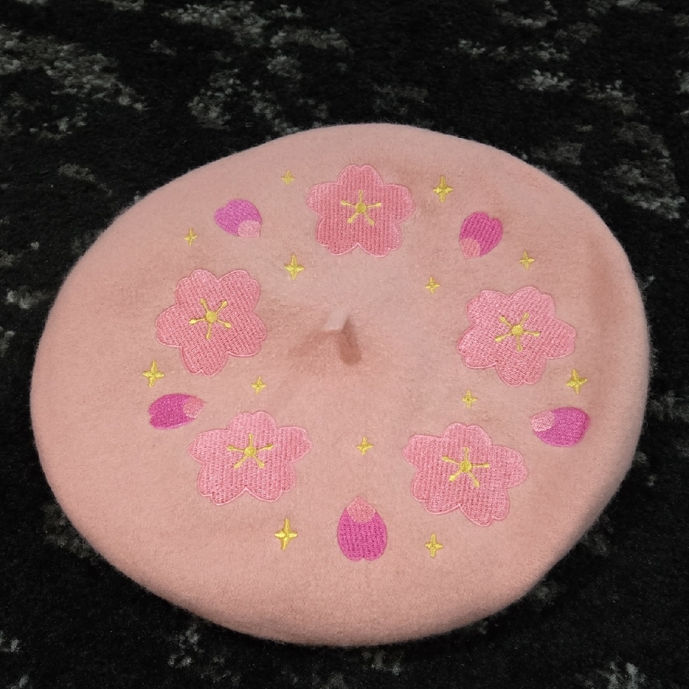 Pink Beret with Floral Embroidery Lolita Fashion